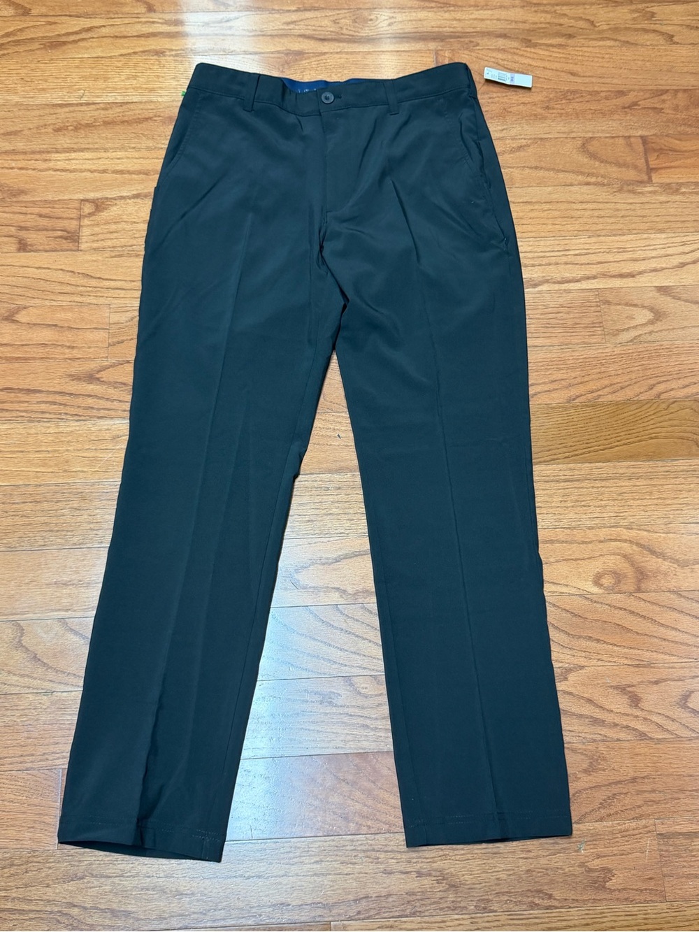 Izod Golf Men's SwingFlex Black Golf Pants Straight Leg Size 32x30 NWT